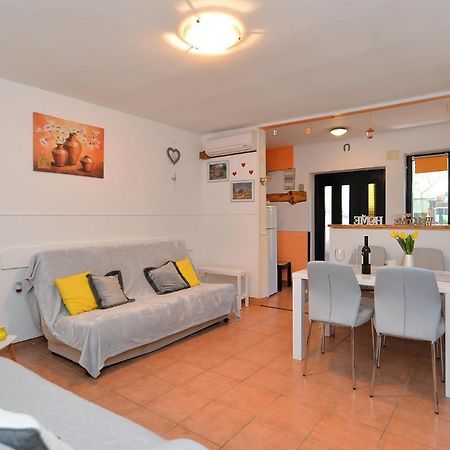Apartment Dulijana 2042 プーラ エクステリア 写真